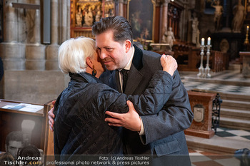Trauerzeremonie Harald Serafin - Stephansdom, Wien - Mi 08.10.2025 - Maria RAUCH-KALLAT, Daniel SERAFIN54