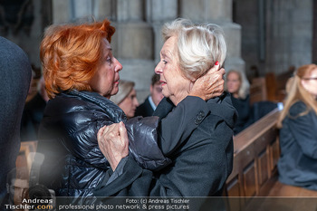 Trauerzeremonie Harald Serafin - Stephansdom, Wien - Mi 08.10.2025 - Inge KLINGOHR, Ingeborg SERAFIN74