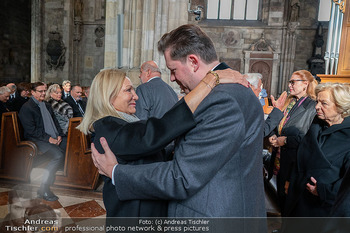 Trauerzeremonie Harald Serafin - Stephansdom, Wien - Mi 08.10.2025 - Ingrid FLICK, Daniel SERAFIN99