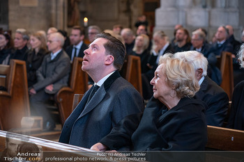 Trauerzeremonie Harald Serafin - Stephansdom, Wien - Mi 08.10.2025 - Daniel SERAFIN, Ingeborg SERAFIN150