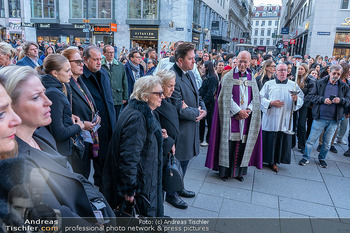 Trauerzeremonie Harald Serafin - Stephansdom, Wien - Mi 08.10.2025 - Familie Ingeborg, Daniel und Martina SERAFIN172
