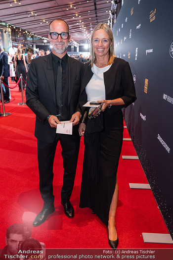 Lotterien Sporthilfe Gala - Stadthalle, Wien - Mi 08.10.2025 - Roman MÄHLICH mit Begleitung28
