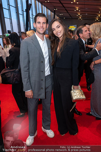 Lotterien Sporthilfe Gala - Stadthalle, Wien - Mi 08.10.2025 - Dominic (Dominik) THIEM, Freundin Lili Lilli PAUL RONCALLI66