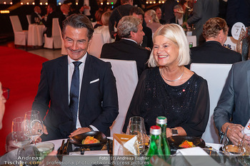 Lotterien Sporthilfe Gala - Stadthalle, Wien - Mi 08.10.2025 - Roland WEIßMANN WEISSMANN, Klaudia TANNER93