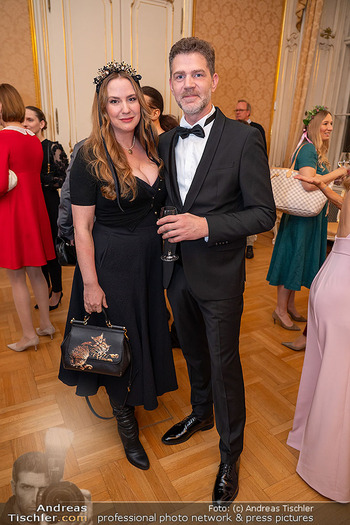 United Kids Gala - Faces of Vienna - The Node Galerie, Wien - Do 09.10.2025 - Niki OSL mit Freund David2