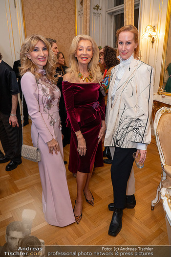 United Kids Gala - Faces of Vienna - The Node Galerie, Wien - Do 09.10.2025 - Donka ANGATSCHEVA, Elisabeth HIMMER-HIRNIGEL, Nicole BEUTLER3