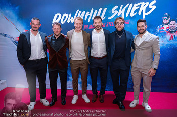 Kinopremiere ´Downhill Skiers´ - Gartenbaukino Wien - Mo 13.10.2025 - Gruppenfoto Skifahrer28