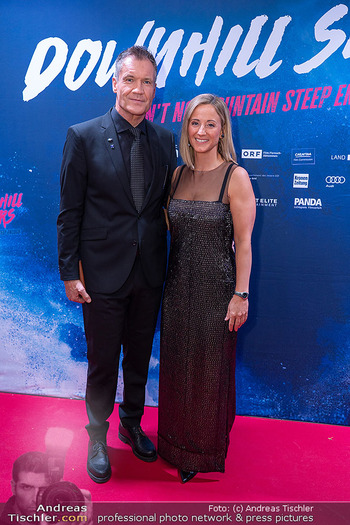 Kinopremiere ´Downhill Skiers´ - Gartenbaukino Wien - Mo 13.10.2025 - Armin ASSINGER, Michi Michaela KIRCHGASSER46