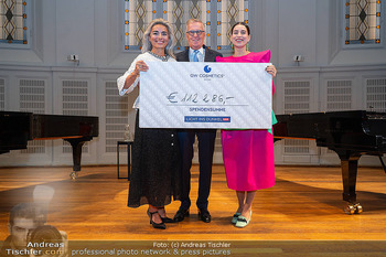 GW Cosmetics Charity Gala - Wiener Konzerthaus, Wien - Mi 15.10.2025 - Amra DEISENHAMMER, Asmik GRIGORIAN22