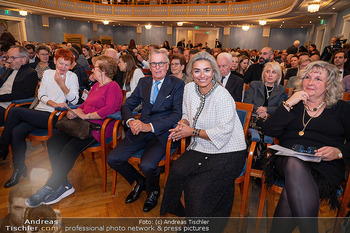 GW Cosmetics Charity Gala - Wiener Konzerthaus, Wien - Mi 15.10.2025 - Amra und Rainer DEISENHAMMER70