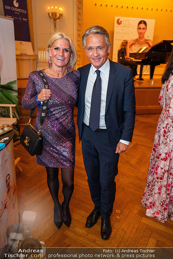 GW Cosmetics Charity Gala - Wiener Konzerthaus, Wien - Mi 15.10.2025 - Kathrin ZIERHUT-KUNZ, Peter WESTENTHALER161