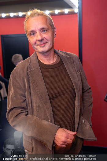 Simpl Revue ´Märchen ohne Ende´ - Kabarett Simpl, Wien - Do 16.10.2025 - Thomas MAURER (Portrait)28