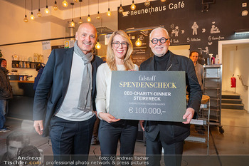 Scheckübergabe - Neunerhaus Cafe - Mo 20.10.2025 - Bernd SCHLACHER, Wolfgang ROSAM, Daniela UNTERHOLZNER2