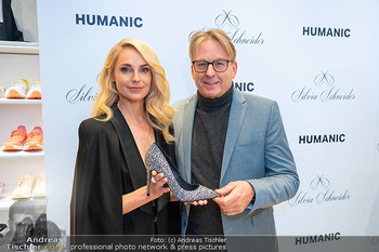 Humanic x Silvia Schneider - Humanic Flagshipstore, Wien - Mo 20.10.2025 - Serge FALCK, Silvia SCHNEIDER8