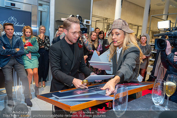 Humanic x Silvia Schneider - Humanic Flagshipstore, Wien - Mo 20.10.2025 - Marcus FREISTÄTTER, Lilian KLEBOW94