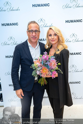 Humanic x Silvia Schneider - Humanic Flagshipstore, Wien - Mo 20.10.2025 - Silvia SCHNEIDER, Armin WEGER141