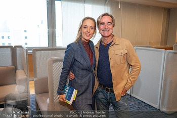 Lizz Görgl Buchpräsentation - Raiffeisengebäude, Wien - Di 21.10.2025 - Lilian KLEBOW, Andie GABAUER15