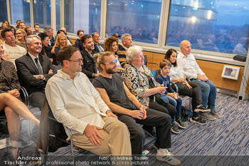 Lizz Görgl Buchpräsentation - Raiffeisengebäude, Wien - Di 21.10.2025 - 52