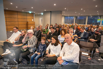 Lizz Görgl Buchpräsentation - Raiffeisengebäude, Wien - Di 21.10.2025 - 58