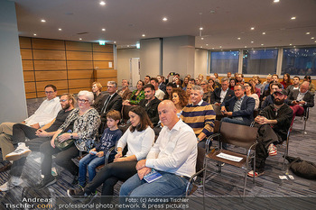 Lizz Görgl Buchpräsentation - Raiffeisengebäude, Wien - Di 21.10.2025 - 59