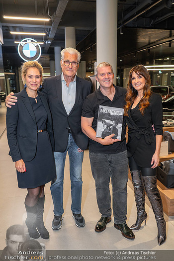 Manfred Baumann Buchpräsentation - BMW Wien Heiligenstadt - Di 21.10.2025 - Sky DU MONT, Julia SCHÜTZE, Manfred und Nelly BAUMANN43