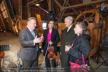 Segnung Staud´s Adventkalender - Stephansdom Dachboden, Wien - Mi 22.10.2025 - Michael LUDWIG, Barbara HELFGOTT, Christine ZACH, Thomas SCHÄFE33