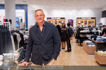Fashion Night - Peek & Cloppenburg - Mi 22.10.2025 - Peter CZSERNY (Portrait)18