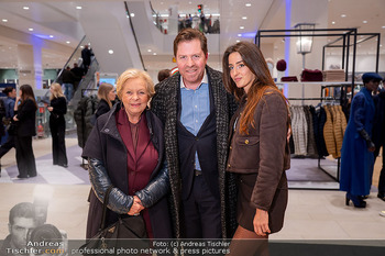 Fashion Night - Peek & Cloppenburg - Mi 22.10.2025 - Daniel SERAFIN mit Mutter Ingeborg und Helena27