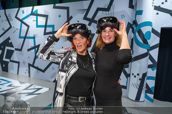 Machu Picchu Society Opening - Immersive Center Donauturm, Wien - Mi 22.10.2025 -  Maya HAKVOORT, Anne MANDRELLA4
