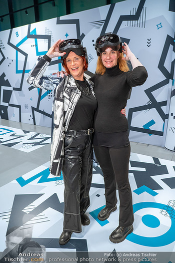 Machu Picchu Society Opening - Immersive Center Donauturm, Wien - Mi 22.10.2025 -  Maya HAKVOORT, Anne MANDRELLA6