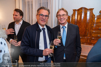 Sektempfang Birgit Sarata - Privatwohnung, Wien - Mo 27.10.2025 - Peter GROßMANN, Peter HORAK31
