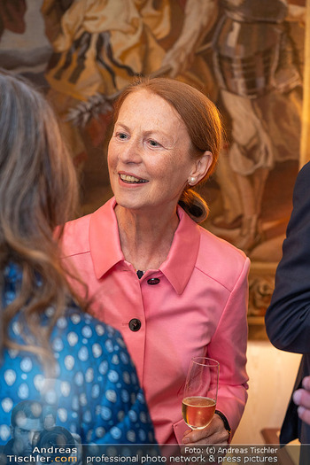 Sektempfang Birgit Sarata - Privatwohnung, Wien - Mo 27.10.2025 - Irmtraud ROSSGATTERER32