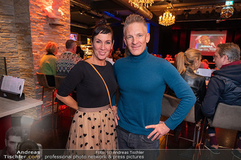 Premiere Nina Hartmann ´Good Weibrations´ - CasaNova, Wien - Di 28.10.2025 - Adriana ZARTL, Andi KNOLL24