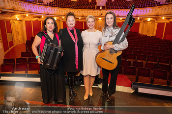 Klassik Klang PK - Stadttheater Berndorf - Mi 12.11.2025 - Daniela FALLY, Marie-Theres STICKLER, Maria STIPPICH, Tini KAINR37