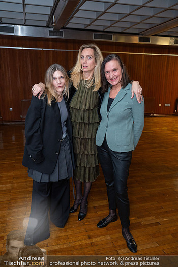 Austrian Fashion Awards - VHS Veranstaltungszentrum, Wien - Mi 12.11.2025 - Camille BOYER, Justine PARSONS, Olga OKUNEV13