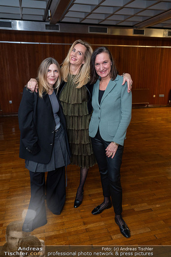 Austrian Fashion Awards - VHS Veranstaltungszentrum, Wien - Mi 12.11.2025 - Camille BOYER, Justine PARSONS, Olga OKUNEV15