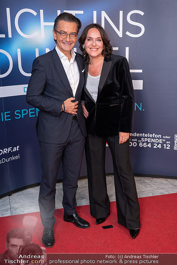 Licht ins Dunkel Gala - ORF Zentrum, Wien - Fr 14.11.2025 - Roland WEIßMANN, Eva PÖLZL151