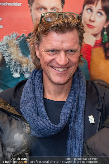 Kinopremiere ´Aufputzt is´´ - Gartenbaukino Wien - Mo 17.11.2025 - Gery SEIDL (Portrait)38