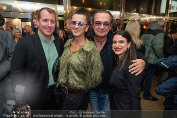 Kinopremiere ´Aufputzt is´´ - Gartenbaukino Wien - Mo 17.11.2025 - Familie Christian KOLONOVITS, Brigitte JUST, Juliette KHALIL, Do47