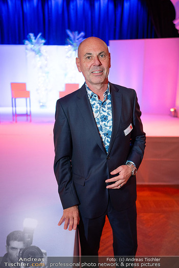 Pro Juventute Charity - Congress Center Casino Baden - Di 18.11.2025 - Ernst MARTH (Portrait)78