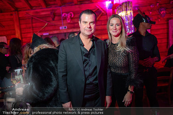 Adi Weiss 50. Geburtstag - Prater Alm, Wien - Sa 22.11.2025 - Mario OBERMAIER mit Freundin40