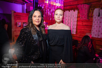 Adi Weiss 50. Geburtstag - Prater Alm, Wien - Sa 22.11.2025 - Natascha OCHSENKNECHT, Barbara MEIER138