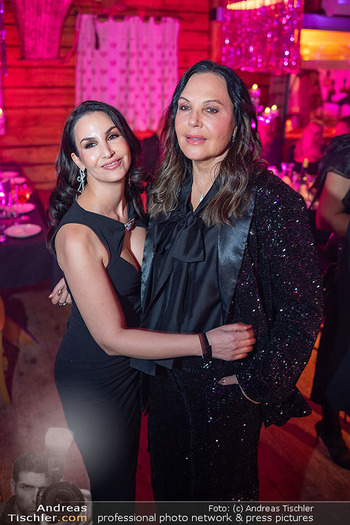 Adi Weiss 50. Geburtstag - Prater Alm, Wien - Sa 22.11.2025 - Sila SAHIN, Natascha OCHSENKNECHT156