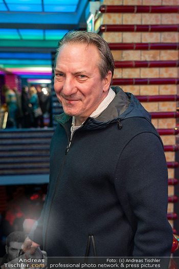 Tom Neuwirth und LuziWuzi Jubiläum - Rabenhof Theater, Wien - Di 25.11.2025 - Robert PALFRADER (Portrait)26
