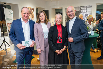 Weihnachts-Diskussionsabend - Gmundner Keramik - Di 02.12.2025 - Claudia PLAKOLM, Andreas GLATZ, Toni FABER, Agnes HUSSLEIN1