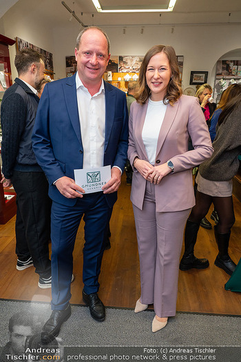 Weihnachts-Diskussionsabend - Gmundner Keramik - Di 02.12.2025 - Claudia PLAKOLM, Andreas GLATZ29