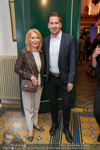 Ein Fest fürs Fernsehen - Wiener Metropol - Di 02.12.2025 - Gerda ROGERS, Clemens TRISCHLER39