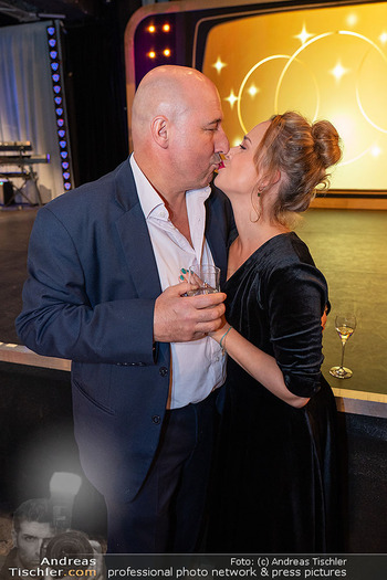 Ein Fest fürs Fernsehen - Wiener Metropol - Di 02.12.2025 - Christoph FÄLBL, Fanny STAPF78