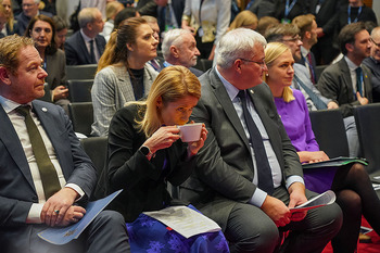 OSZE Ministerrat Tag 1 - Hofburg, Wien - Do 04.12.2025 - 270