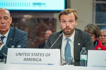 OSZE Ministerrat Tag 1 - Hofburg, Wien - Do 04.12.2025 - Brendan HANRAHAN346